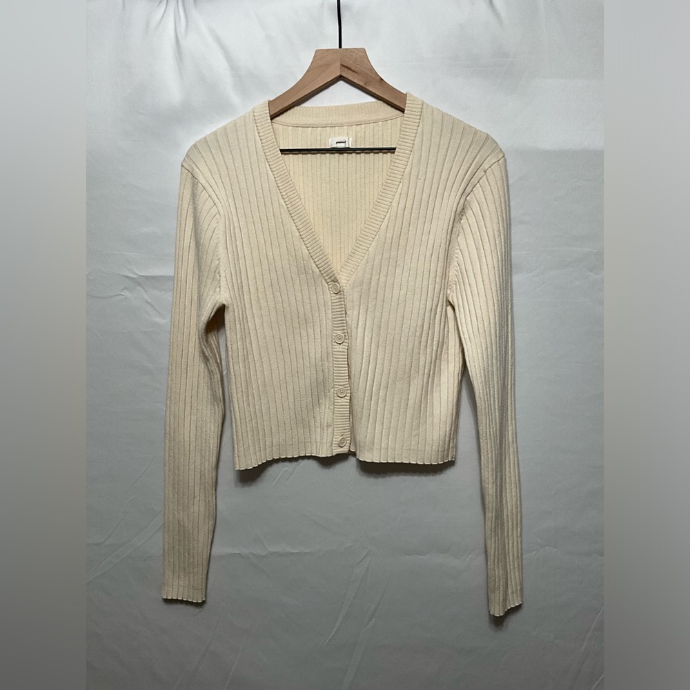 Ribbed Cardigan